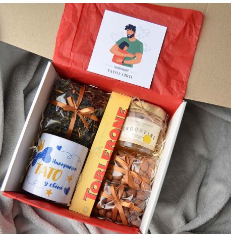 Подарочный набор для папы «Смаколики для тата»