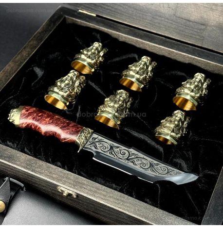 Подарочный набор для мужчин «Козацька рада» (6 бронзовых стопок, нож) в деревянном кейсе