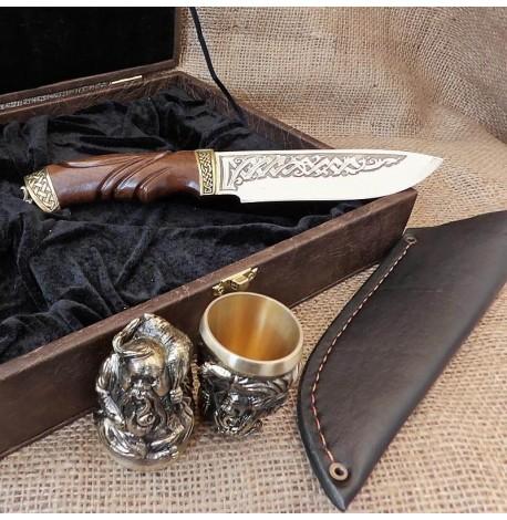 Подарочный набор для мужчин "Козацька рада" (2 бронзовых рюмки, нож)
