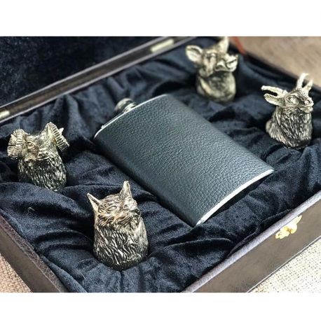 Подарочный набор для мужчин "Охотничий" (4 бронзовых рюмки, фляга)