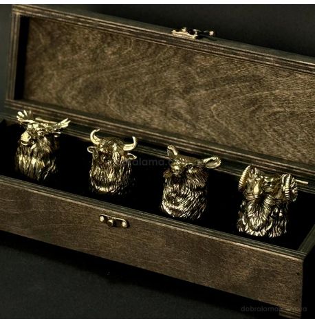 Набор бронзовых стопок «Охотничьи» (4 шт)