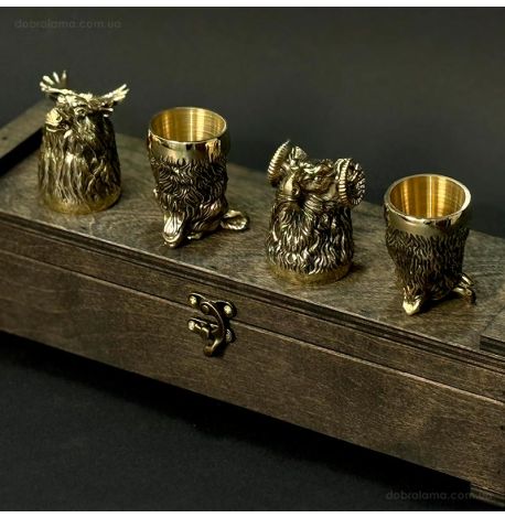 Набор бронзовых стопок «Охотничьи» (4 шт)