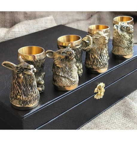 Набор бронзовых стопок «Охотничий» (8 шт) в кейсе из экокожи