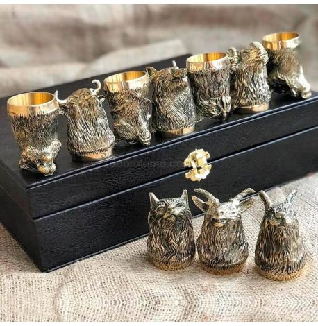Набір бронзових чарок «Мисливський» (10 шт) в кейсі з екошкіри