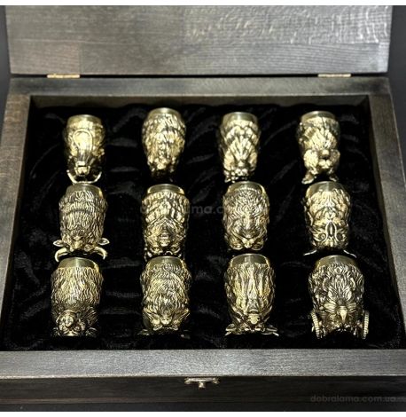 Набор бронзовых стопок «Охотничьи» (12 шт) в деревянном кейсе