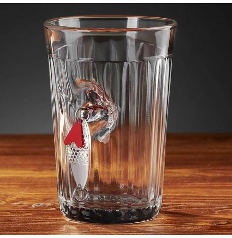 Граненый стакан с блесной