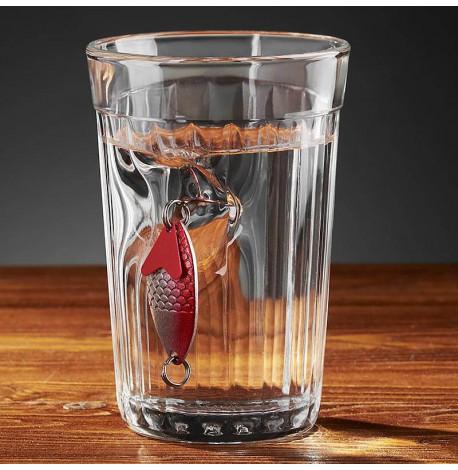 Граненый стакан с блесной