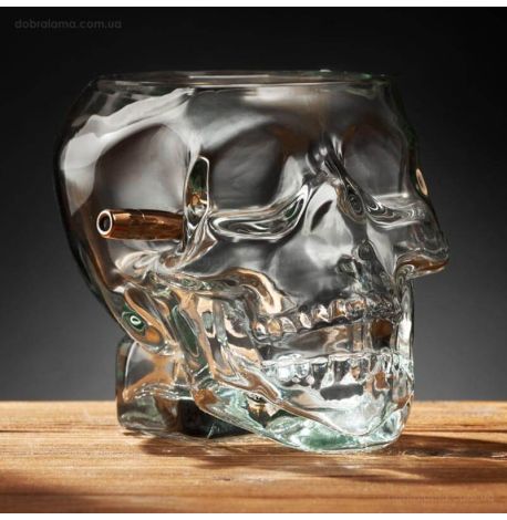 Стакан-череп с пулей 7.62 мм в виске