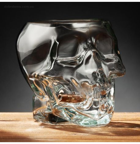 Склянка-череп з кулею 7.62 мм в зубах