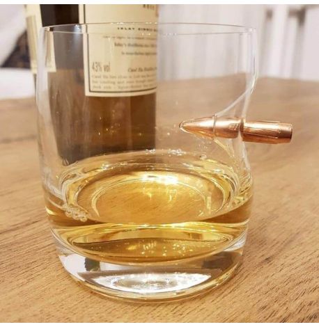 Стакан для виски из богемского стекла с пулей 7.62 мм