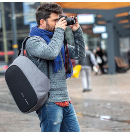 Міський рюкзак антизлодій XD Design Bobby Pro Grey (сірий-чорний)