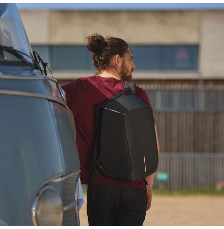 Міський рюкзак антизлодій XD Design Bobby (чорний)