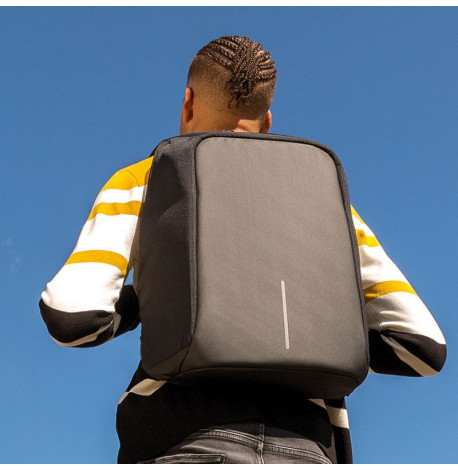 Міський рюкзак антизлодій XD Design Bobby XL (чорний)