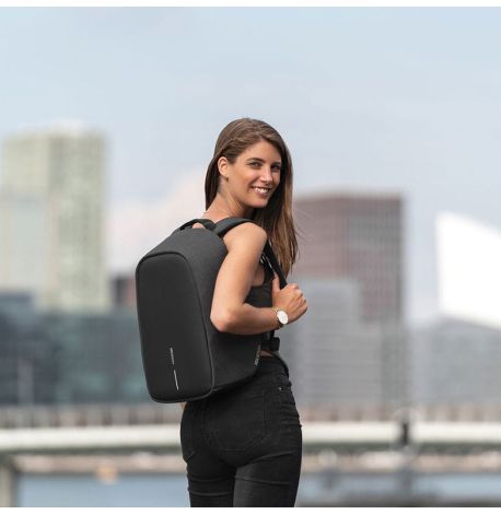 Міський рюкзак антизлодій XD Design Bobby Hero Small Black (чорний)