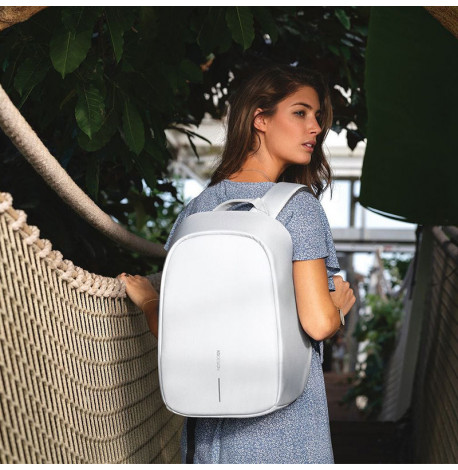 Городской рюкзак антивор XD Design Bobby Hero Spring Light Grey (светло-серый)