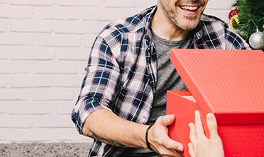 ТОП подарунків дядькові